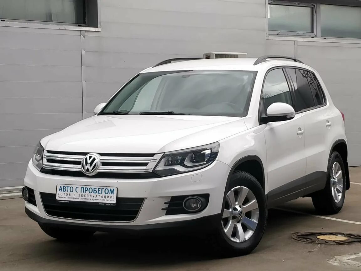 Купить тигуан с пробегом в татарстане фольксваген. Volkswagen Tiguan i Рестайлинг 2012. Volkswagen Tiguan 2.0 Рестайлинг. Volkswagen Tiguan 1 поколение. Фольксваген Тигуан Рестайлинг.