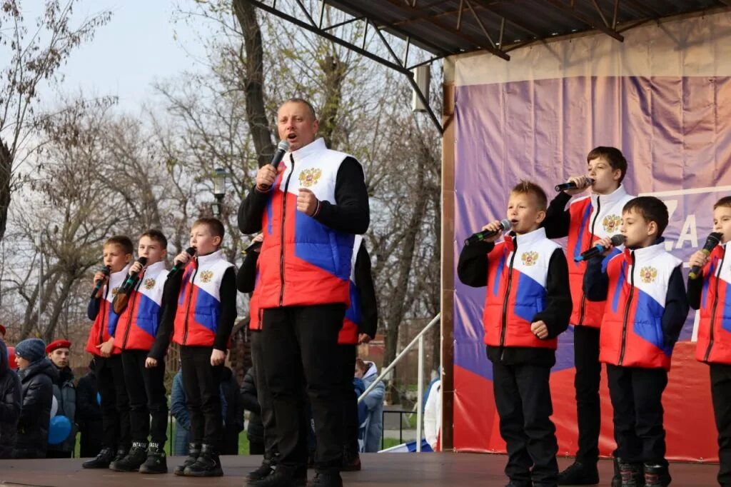 территориальная избирательная комиссия города кисловодска. возложение цветов в ростове. школа 7 новошахтинск. новошахтинск ростовской области новости. самые свежие новости новошахтинска ростовской.