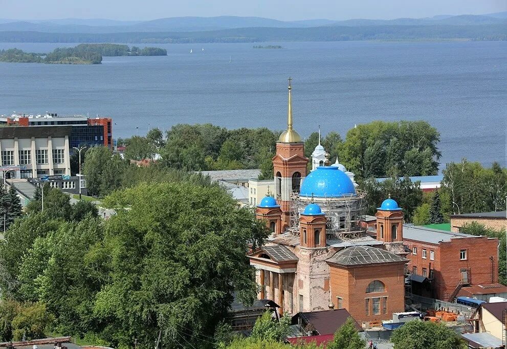 Храм успения пресвятой богородицы екатеринбург. Храм на визе в екатеринбурге успения пресвятой богородицы. Храм на визе в екатеринбурге успения пресвятой богородицы. Храм успения пресвятой богородицы виз. Храм успения екатеринбург.