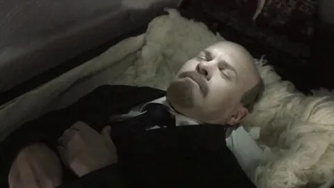 Сколько лежит ленин