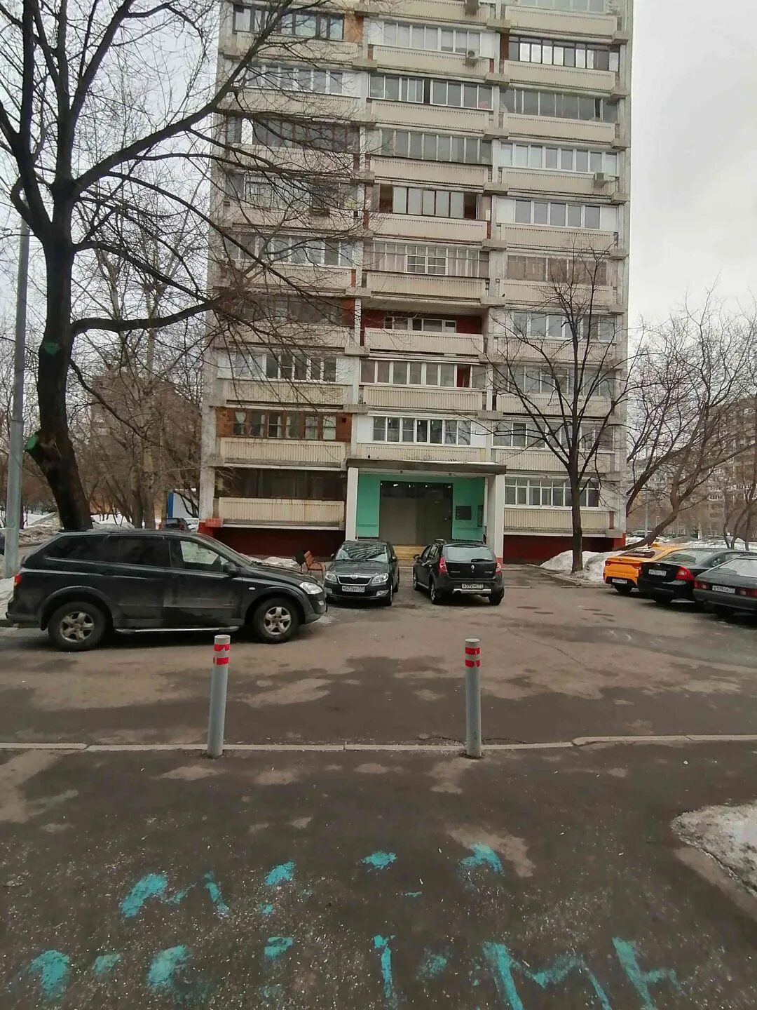 пересечение Волгоградского проспекта с Волжским бульваром... серия : гуляя по Мо