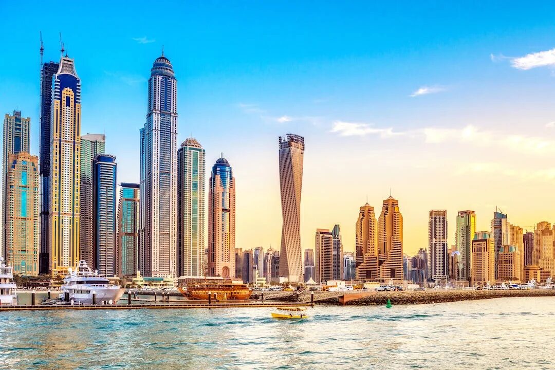 Столица ОАЭ Абу Даби в 1962 году. Старый город Дубай. Дубай море или океан. Дубай год основания.
