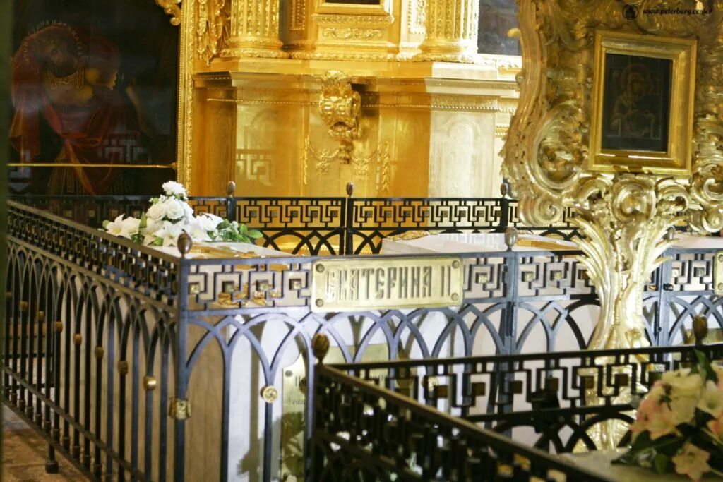 Надгробие Екатерины 2 в Петропавловском соборе. Петропавловская крепость могила Екатерины 2. Как убили екатерину 2