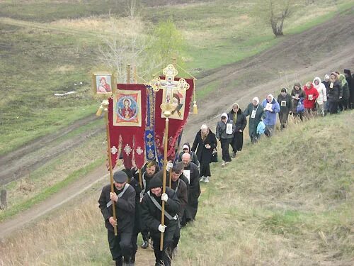 Ход св. Крестный ход Свято-Никольский монастырь 2015 Большекулачье Богородице. Монахи Большекулачье Омск. Большекулачье монастырь. Мужской храм в Большекулачье.