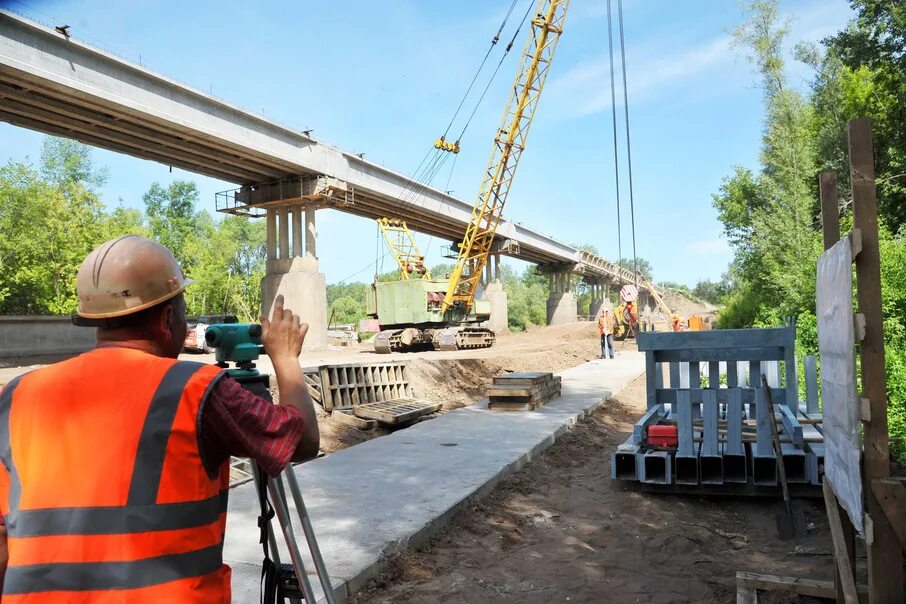 Ремонт мостов на автомобильных дорогах. Ремонт моста. Реконструкция моста. Работы по ремонту моста. Реконструкция и усиления Автодорожный мост.