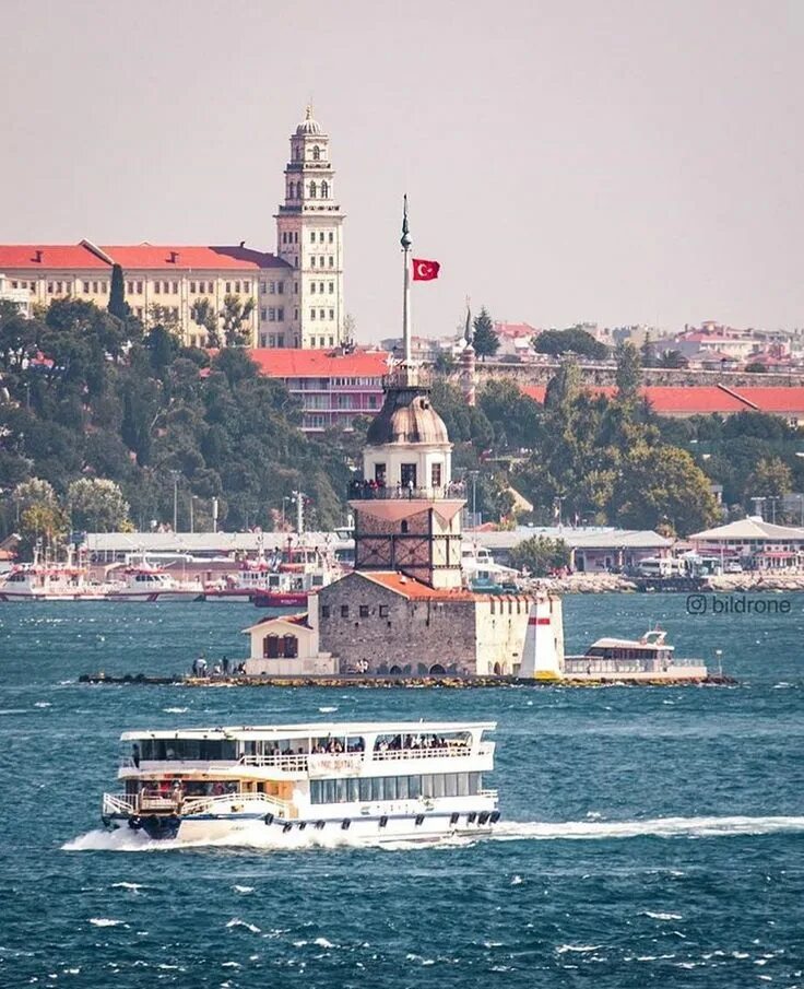 Девичья башня стамбул. Стамбул башня кыз кулеси. Девичья башня стамбул. Босфор девичья башня. Девичья башня стамбул.