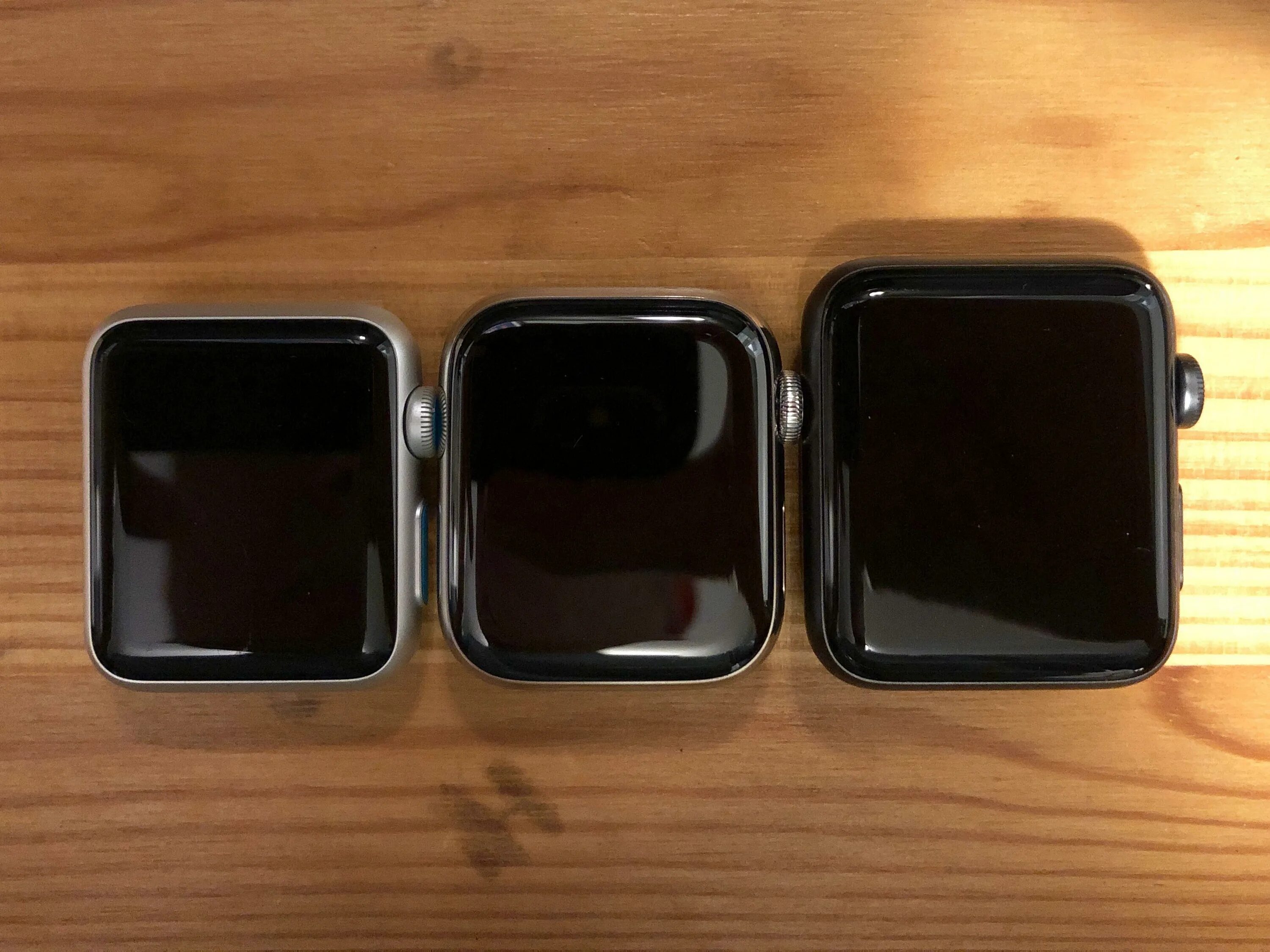 Apple watch 40 vs 42mm. Apple watch 38 vs 42 mm. Apple watch se 40mm vs 44mm. Apple watch 40 vs 44.