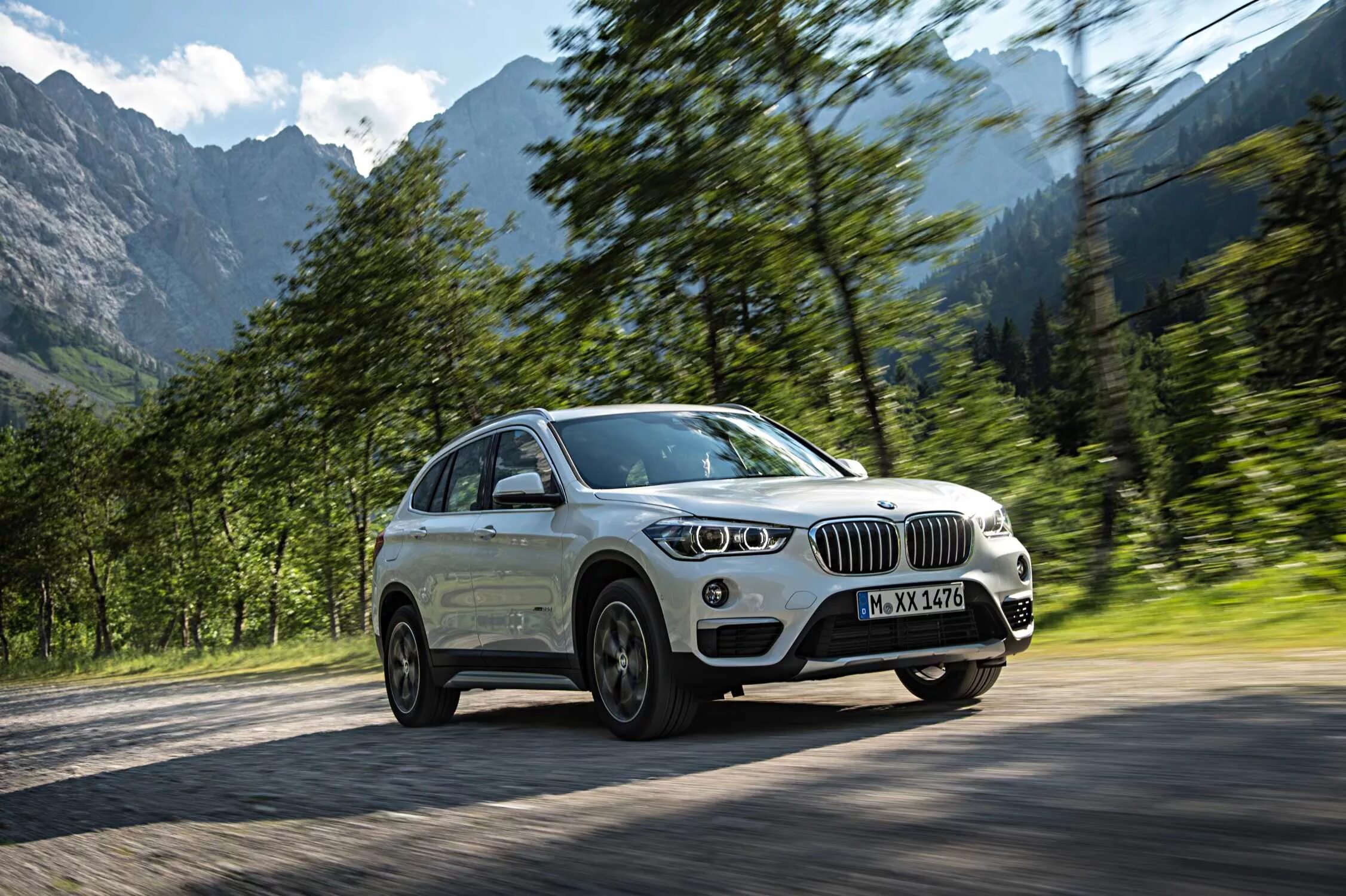 Бмв х3 2014. BMW x1 2019. БМВ x1 2021. BMW x1 2018. BMW x1 f48 2021.