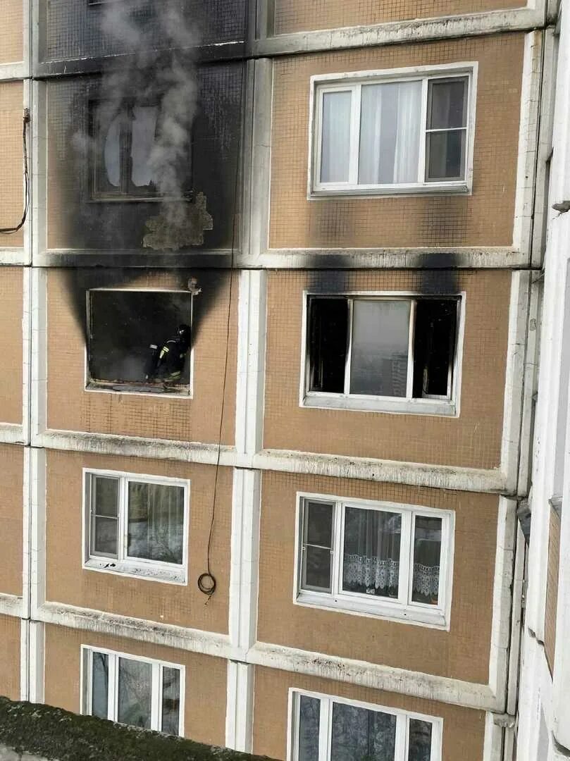 Дом 2 от 17 04 2025. Пожар на 15-й парковой улице. пожар на 15 парковой. пожар на сиреневом бульваре в питере. пожары в жилых домах.