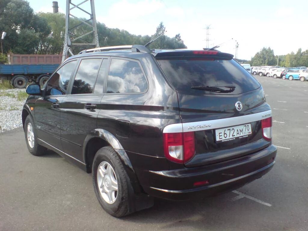 Ssangyong 2007 года. Саньенг кайрон 2007. санг йонг кайрон 2007. ссангйонг кайрон 2007. ssangyong kyron 2007 задний.