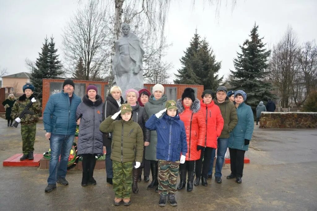 Памяти павших во имя живых. Памяти павшим во имя живых. Памятник в Семилуках памяти павших во имя живых. Памяти павших во имя живых Афганистан.