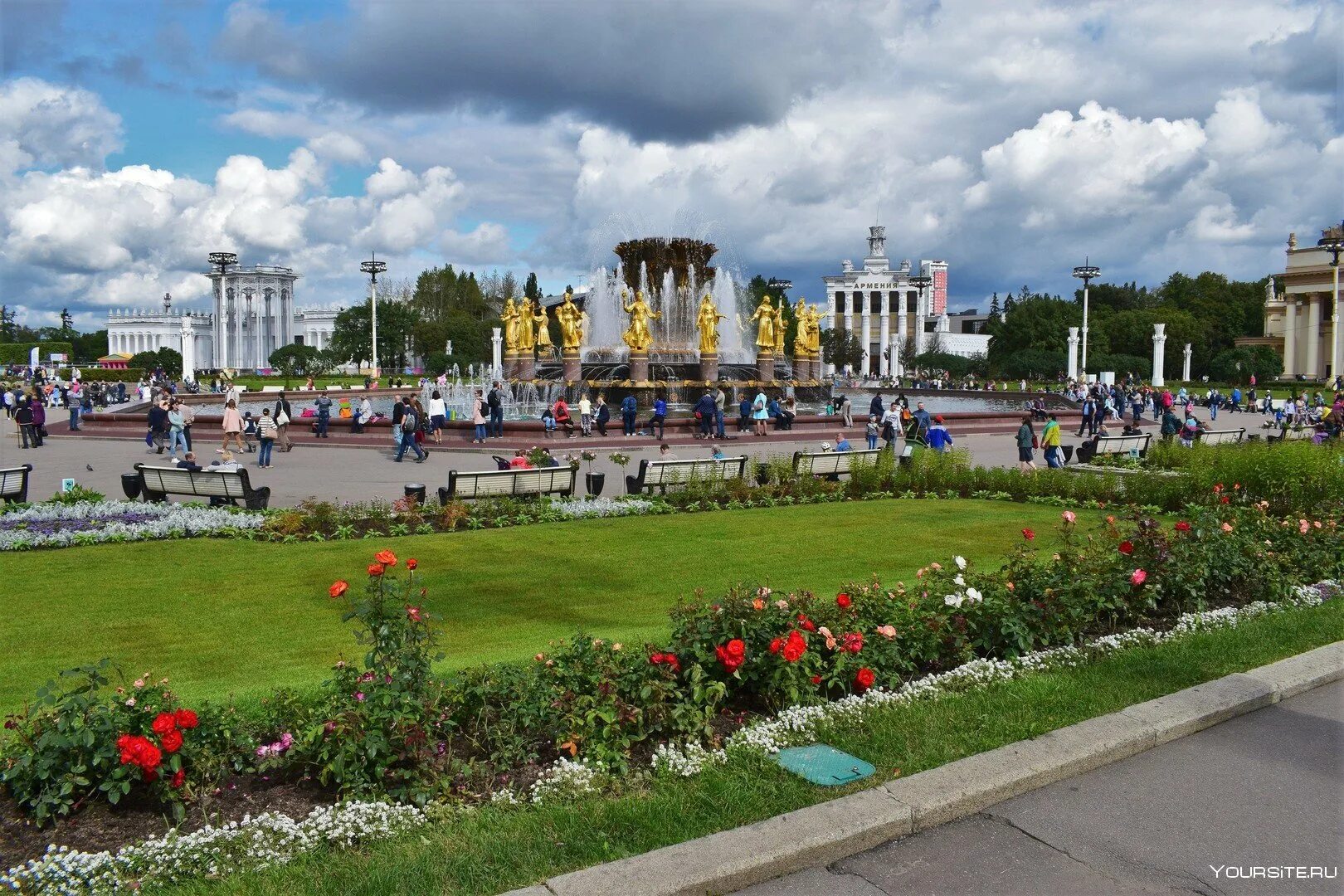 До которого часа работает вднх. Парк вднх сейчас. парк вднх площадь. всероссийский выставочный центр (ввц). ансамбль вднх.