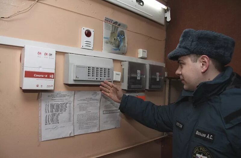 Первая пожарная сигнализация в россии. Пожарная сигнализация МЧС. Пожарная сигнализация в поликлинике. Пожарная проверка. Проверка пожарной сигнализации.