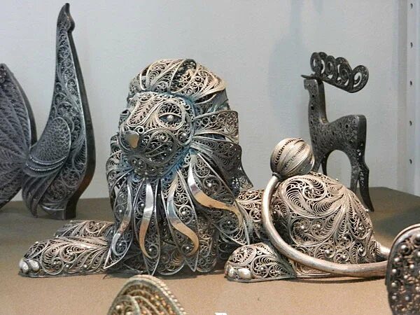 Техники художественной обработки металлов. Костромская скань в музеях. Красное-на-Волге Костромская область музей скани. Музей скани в красное на Волге. Красносельская скань Кострома.