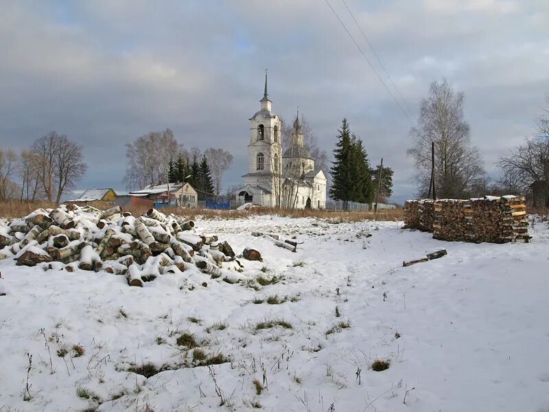 Савинский муниципальный район ивановская область. Храм в Милюково Савинский район. Милюково Ивановская область Церковь. Церковь Покрова Пресвятой Богородицы Милюково. Село Алексино Савинский район Ивановской области.