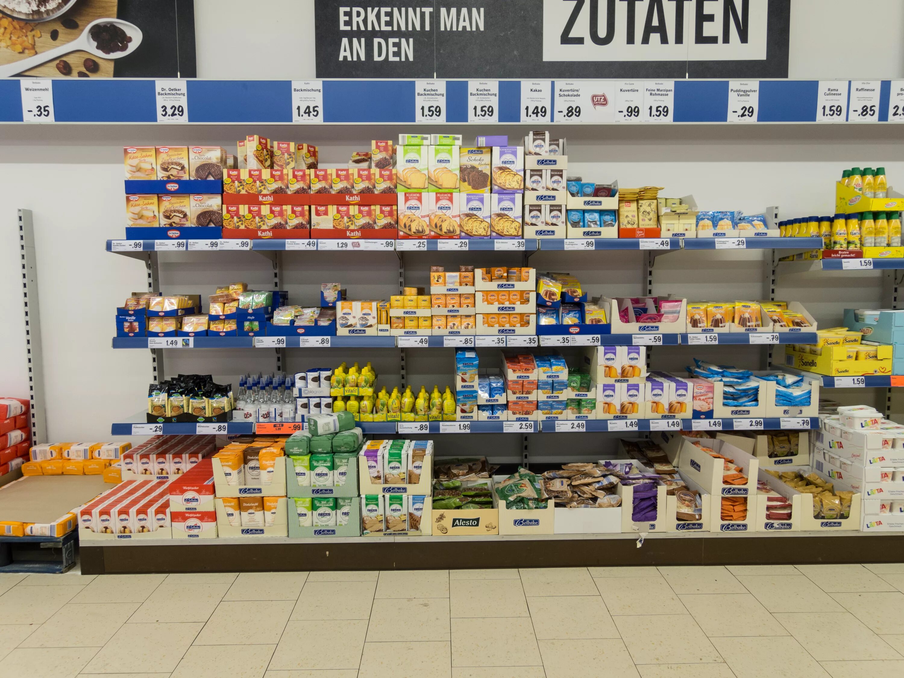 Супермаркет в Германии. Немецкие продуктовые магазины. Продукты в Германии. Магазины продуктов в Германии.