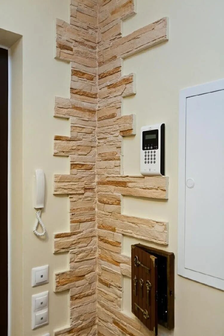отделка углов искусственным камнем. панель пвх сланец песочный 980х498мм/грейс. декоративный камень на углах. отделка углов декоративным кирпичом. декоративный камень для внутренней отделки стен.