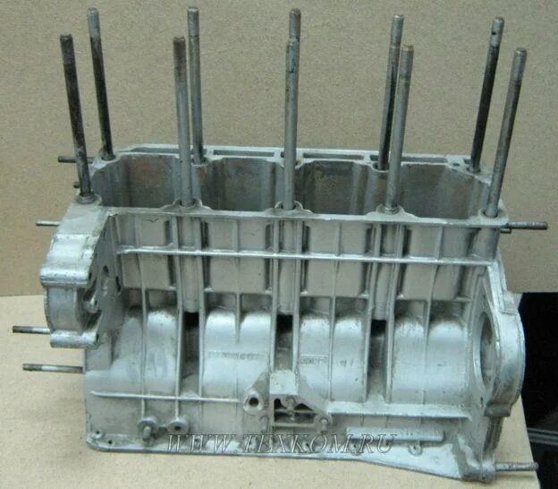 Головка блока цилиндров москвич 412. Блок двигателя москвич 412. Блок цилиндров 412. Блок цилиндров москвич 412. Блок цилиндров 412.