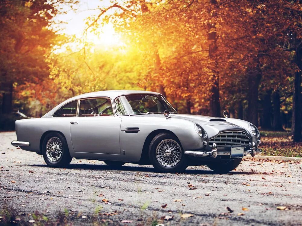 Car poster. Aston Martin db5.