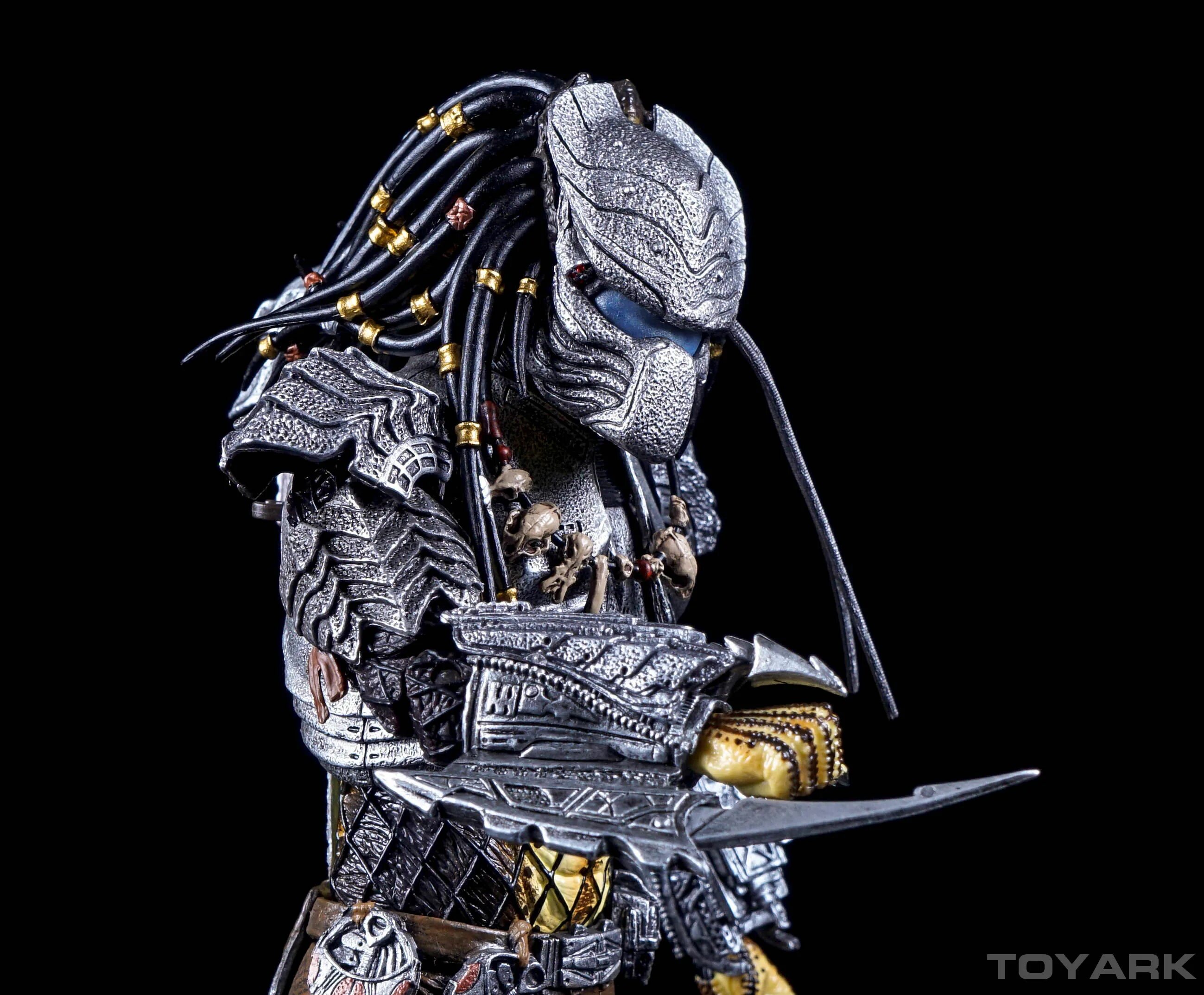 Predator systems. Яутжа чоппер. Чоппер хищник 2004 фигурка. Predator Chopper NECA. Sunsseker Predator 130.