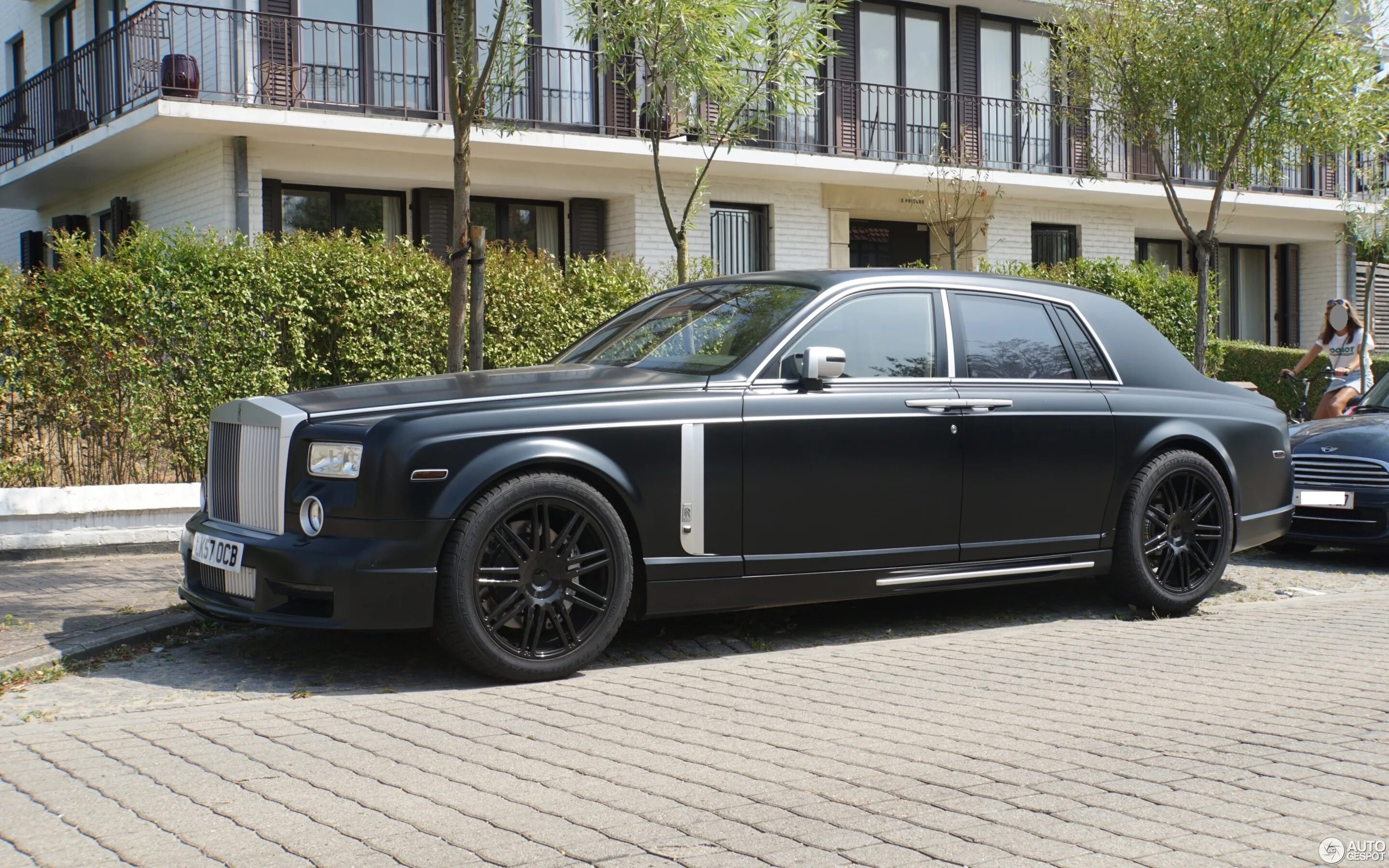 Роллс ройс мансори. Rolls Royce Phantom мансори. Rolls Royce Phantom 2021 Mansory. Rolls Royce Phantom Mansory Conquistador. Rolls Royce Phantom 2021 Mansory Conquistador.