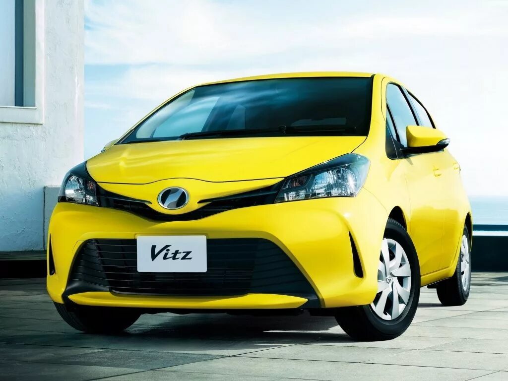 Витц 2014 года. Тойота Витц 2014. Toyota Vitz xp130. Toyota Vitz 2014. Тойота Витц 2020.