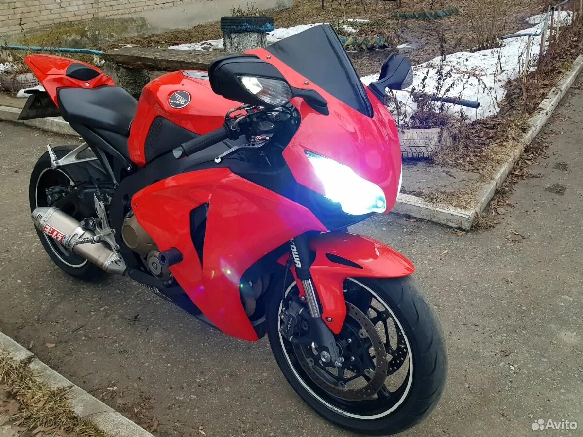 Honda cbr1000rr 2008. Хонда СБР 1000рр. Honda 1000rr Fireblade 2008. Honda CBR 1000 2008. Купить байк на авито