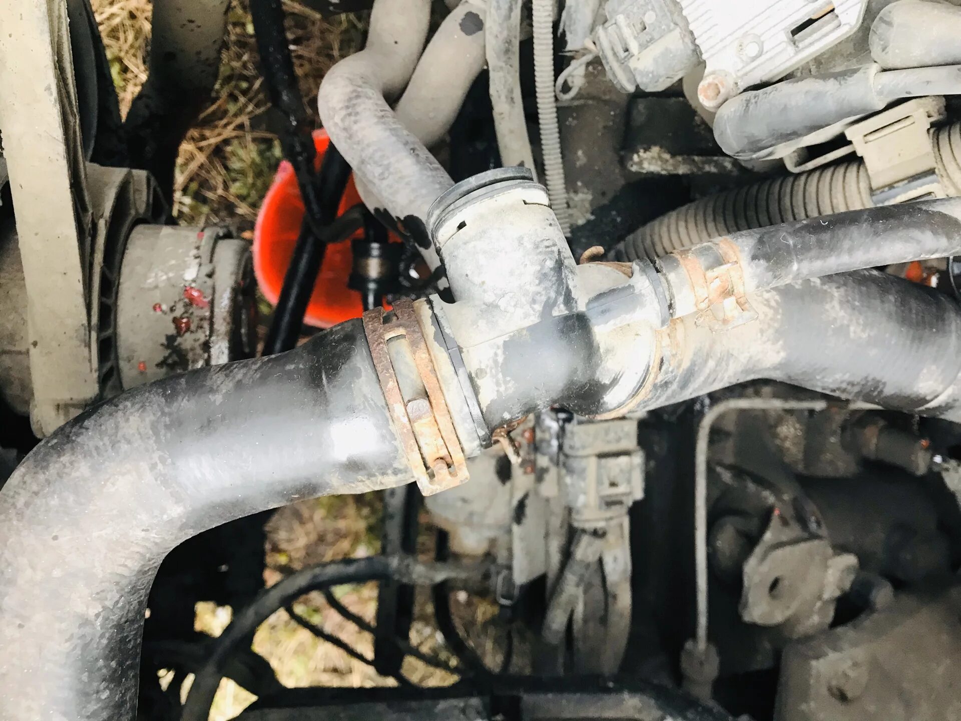 Vw b5 + система охлаждения фланец. Фланец под датчики т-4. Фланец с датчиками ajt. Тройник охлаждения фольксваген т5. Фланец датчика температуры.