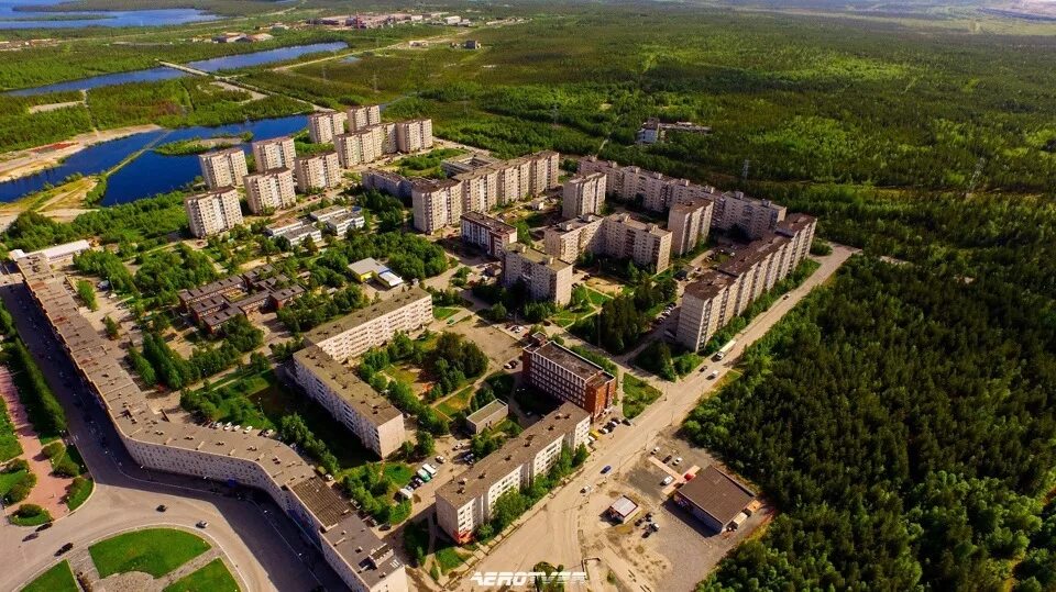 Оленегорск (Мурманская область). Город Оленегорск. Оленегорск парк. Посёлок Оленегорск Мурманская область.