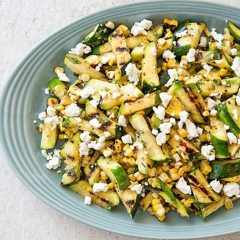 Овощи кукуруза помидор перец. Кабачки с фетой. Кукурузный кабачок. Белая кукуруза. Бабушкино лукошко кукуруза кабачок морковь.