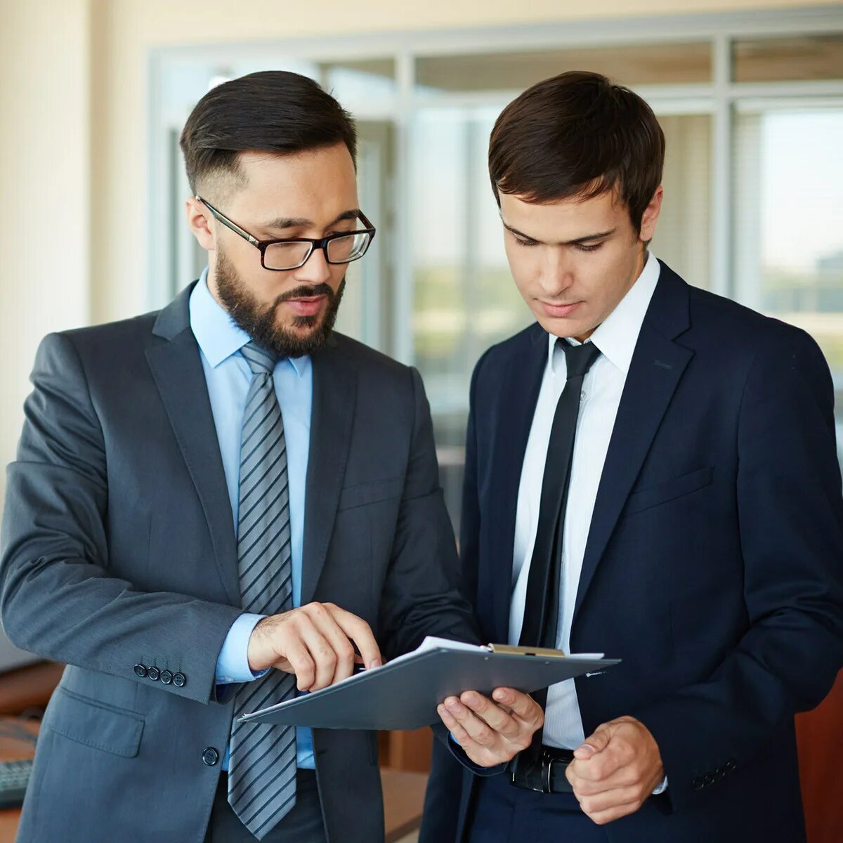 Константин милантьев. Финансист фото. Финансовый управляющий работа. Банкротство физических лиц. Падалица финансовый управляющий.