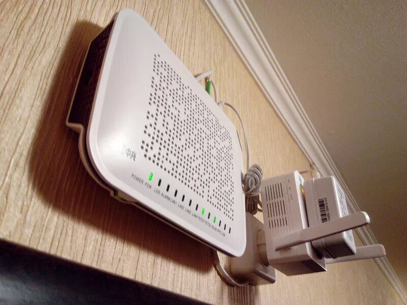 Подключить роутер мгтс. Модем МГТС GPON. Wi Fi роутер GPON. Роутер Хуавей МГТС. Роутер от МГТС GPON.