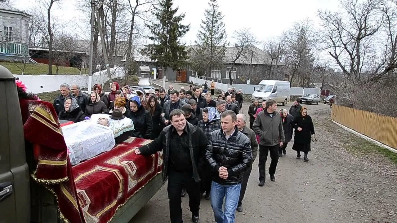 Поминки бабушки. Похороны Владимира Чаусова.