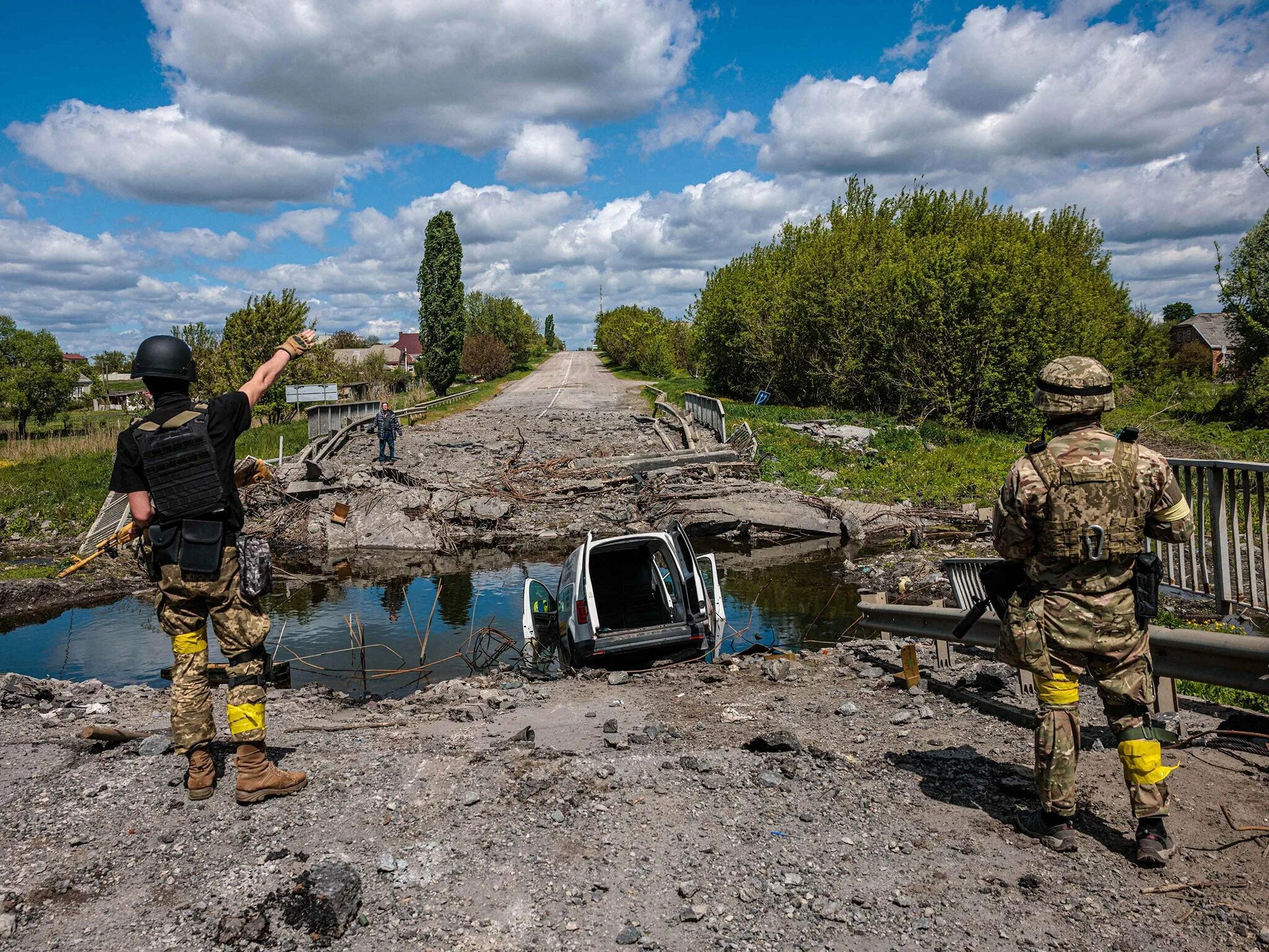 Окопы украинских солдат. Боевые действия. Сводка вс украины. Уничтоженная колонна всу 2022. Уничтоженная колонна всу 2022.