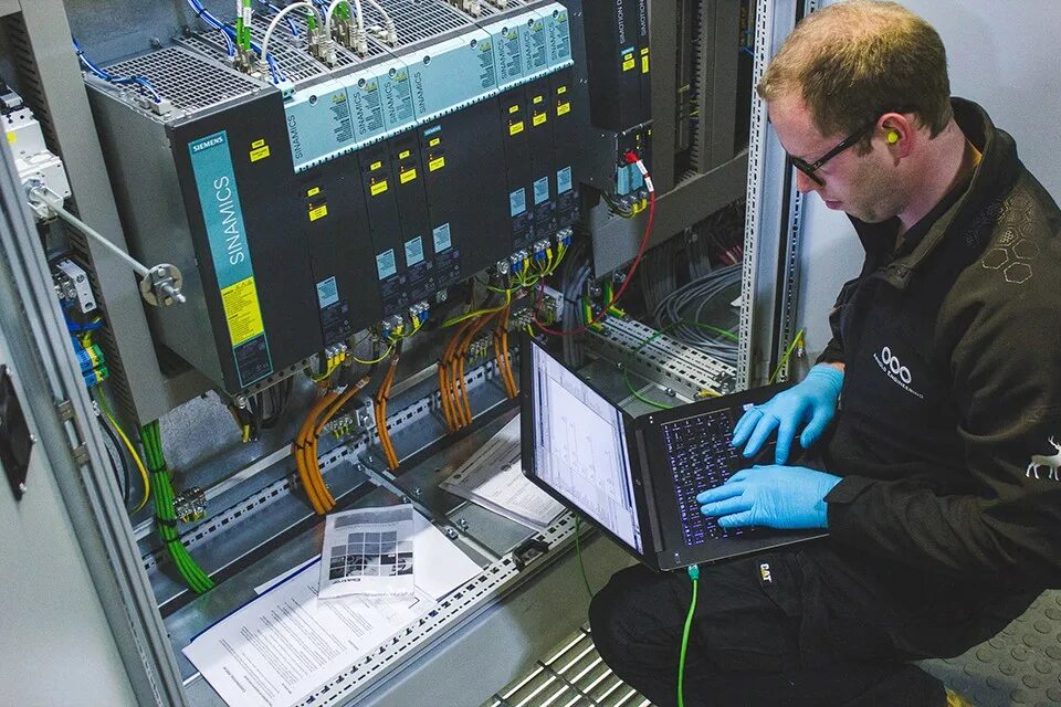 Контроллер вибродиагностики tik-PLC 241. Инженер программист PLC, SCADA, АСУТП. Siemens Промышленная автоматизация. PLC автоматика. Автоматические системы управления колледжи