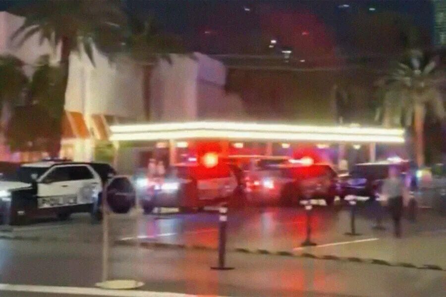 Стрельба из отеля в Лас Вегасе. Америка перестрелка с полицией. Перестрелка в России.