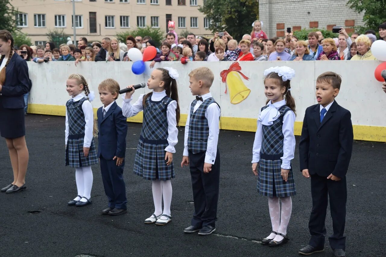 Школа 43 нижний новгород электронный. 182 Школа Казань. Школа 182 Новосибирск. Гимназия 182 Нижний Новгород. Школа номер 43 Нижний Новгород.