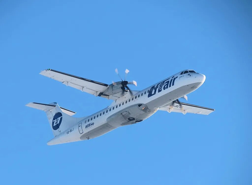 Atr 72 utair. Atr 72 самолет. atr 72-500. aeritalia atr 72 самолет. атр-72 500 самолет.
