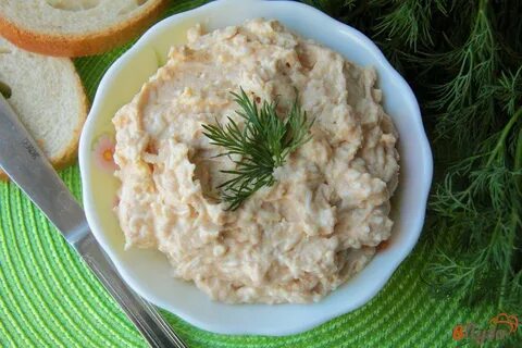 Печень минтая салат из консервы рецепт классический