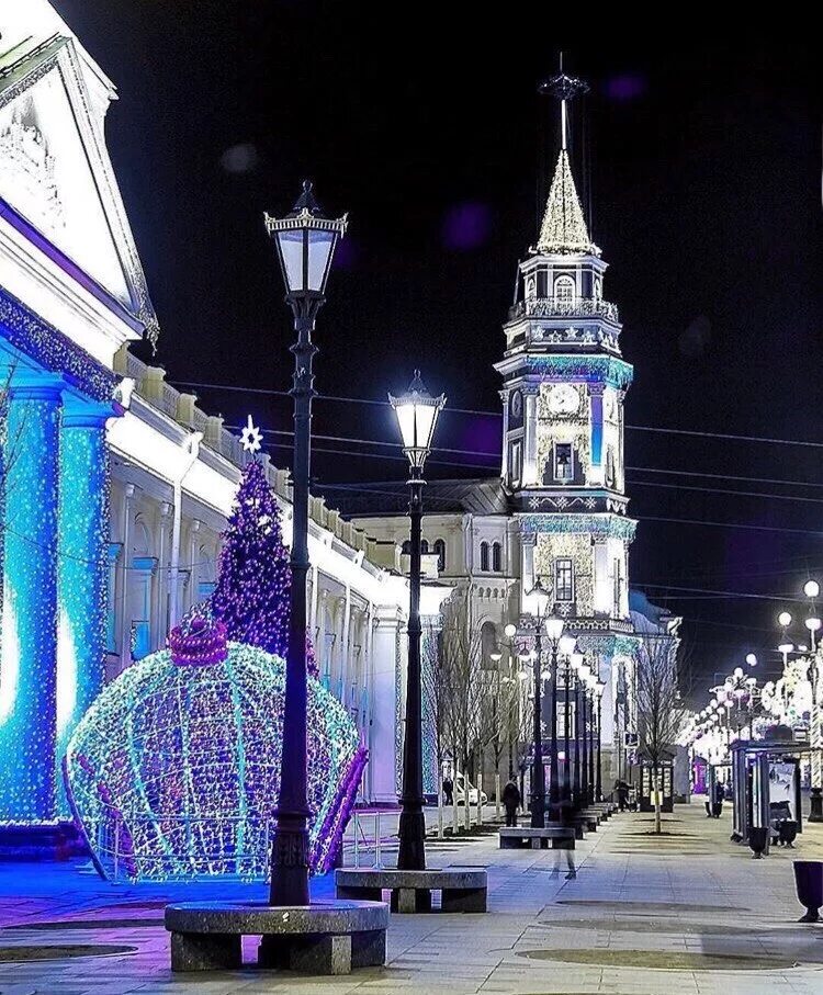 Где погулять в петербурге зимой. Питер зима невский. невский проспект санкт-петербург зимой. невский проспект санкт-петербург новогодний. питер невский новогодний.