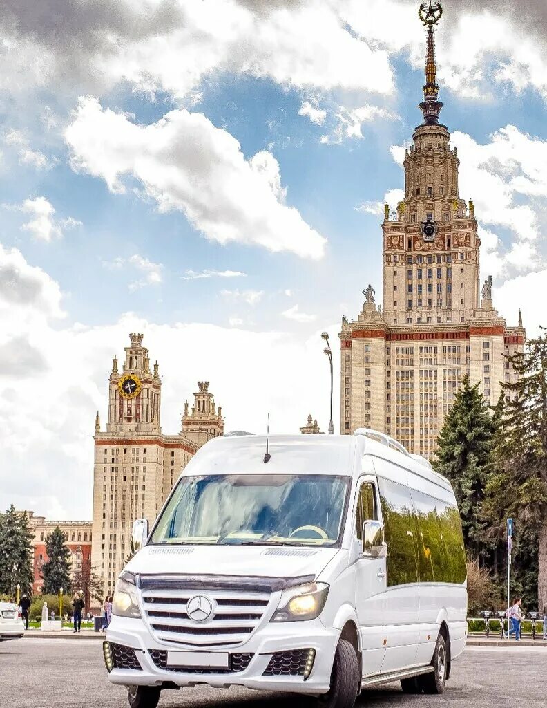 Mercedes-benz sprinter travel 65. Экскурсионные микроавтобусы. Белый мерседес бенц спринтер. Мерседес бенц спринтер 20 мест. Мерседес спринтер/18.