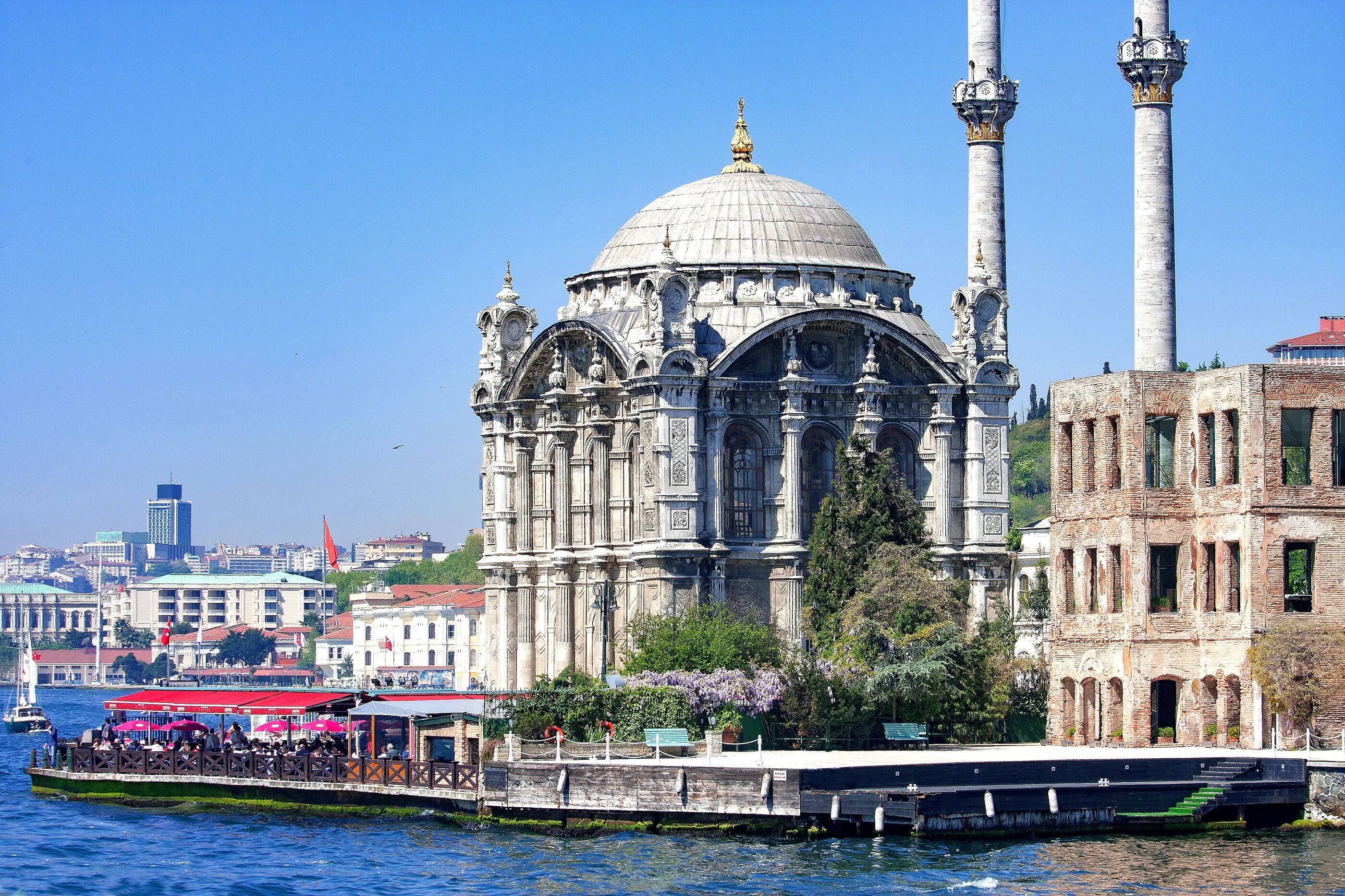 Turkey world. Стамбул фото наследие ЮНЕСКО. Istanbul sohillari. Istanbul Qalata kullesi. Turkish World.