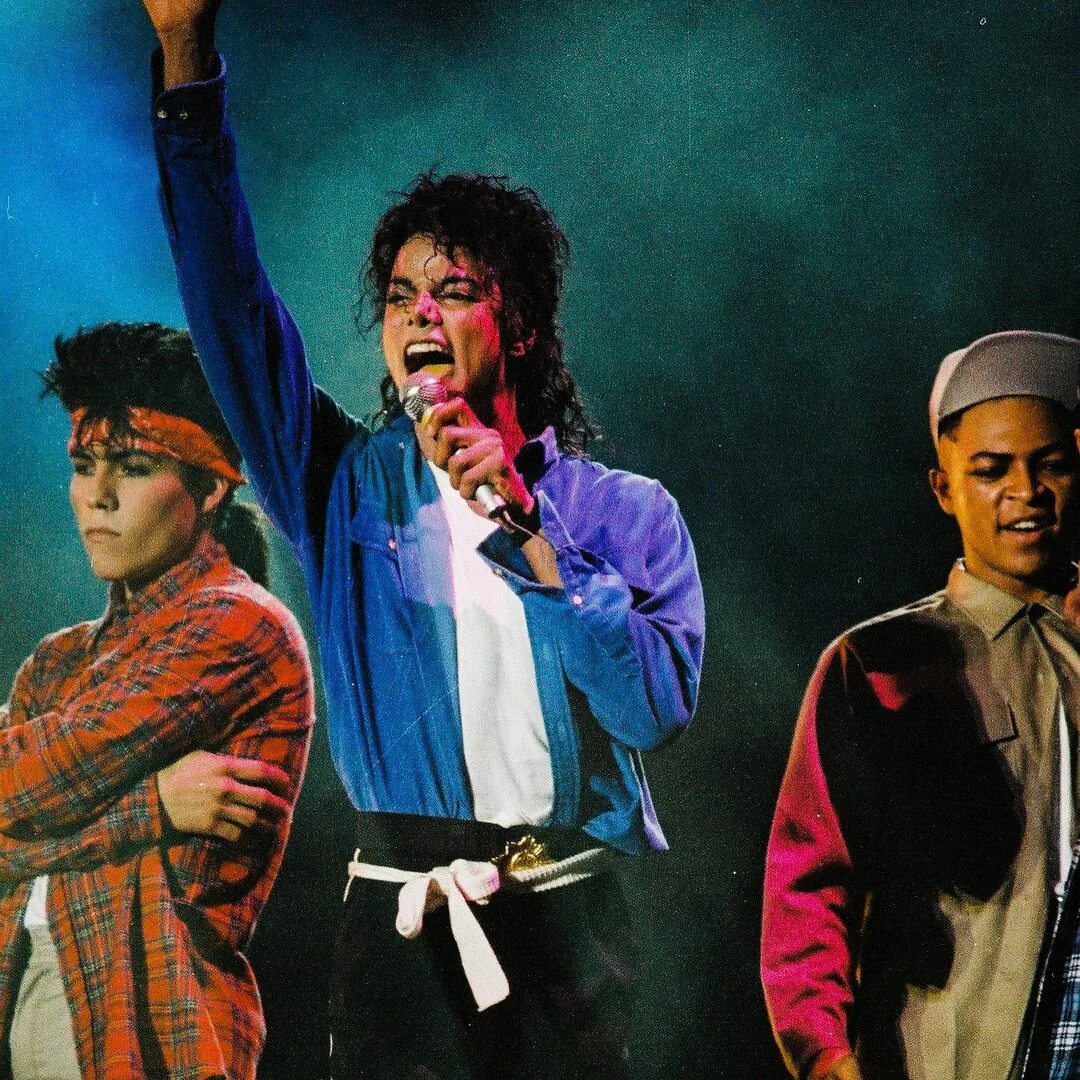 Michael jackson feeling. Michael Jackson Bad Tour 1989. Michael Jackson 1987. Michael Jackson 1988.