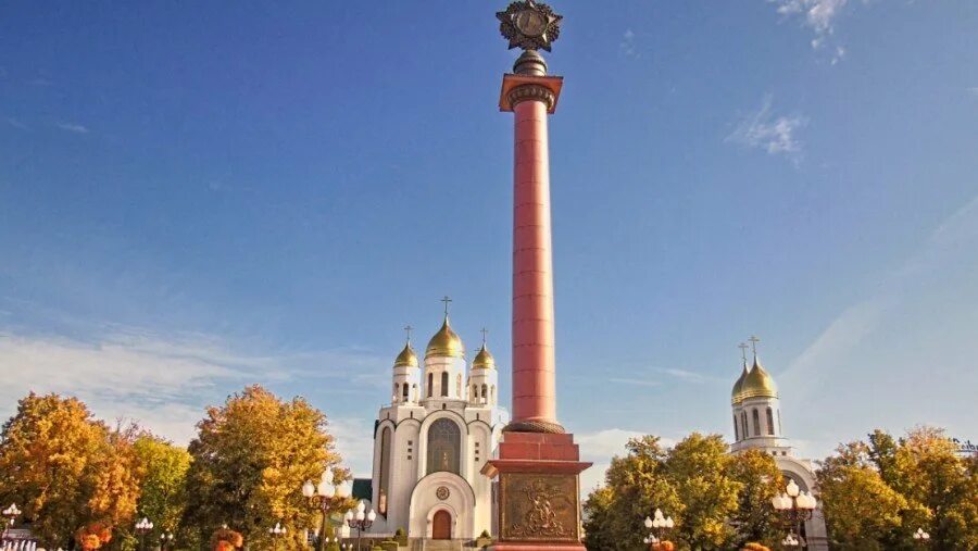 Колонна в прошлом 5. Триумфальная колонна Калининград. Колонна в Ярославле.
