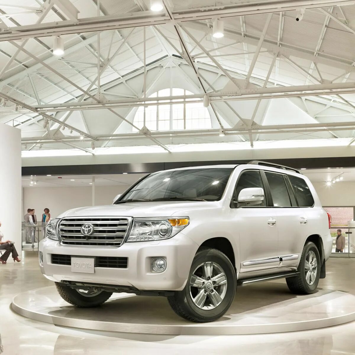 Тойота дизель полный привод. Land Cruiser 2015. Toyota Land Cruiser 200 2015. Toyota SUV 2015. Land Cruiser 300 2015.