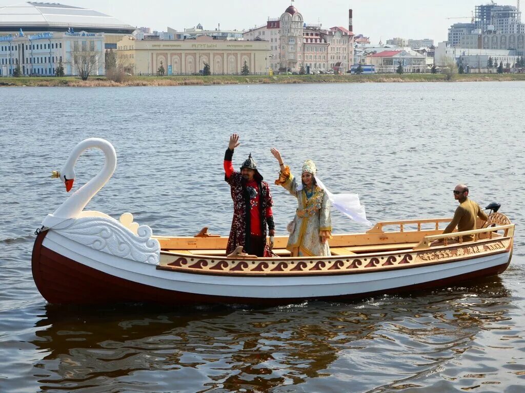 Ханские сокровища казань. Озеро кабан в казани легенда. Сокровища казани. Казань сокровища. Сокровища казани.