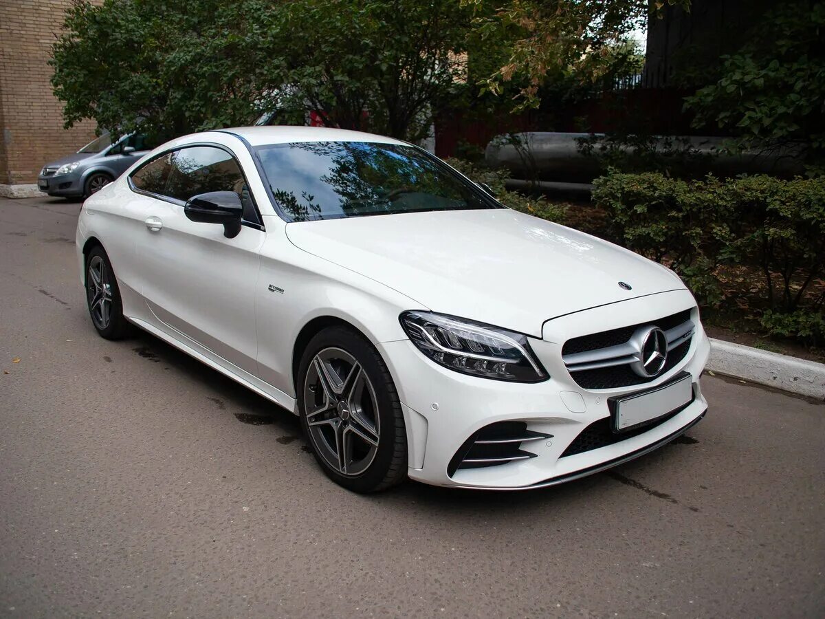 Мерседес c43 AMG w205. Mercedes AMG c43 белая. Mercedes w205 AMG Coupe. Mercedes c205 AMG купе. Купить мерседес 205