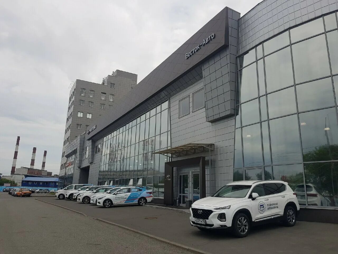 восток авто на бухарестской 1. Hyundai avto salon. дилер восток авто. дилер восток авто. название фирмы автосалона.