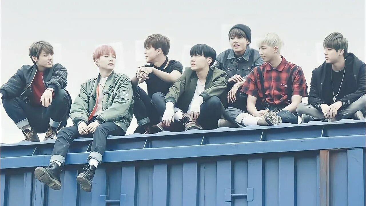 Bts 2013. Бтс 1с. Бтс саммер 2019 тэхен. Бтс 1с. Бтс 1с.