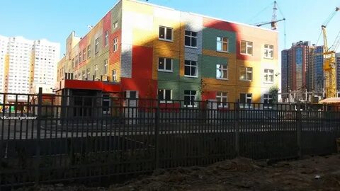 Сад в приморском районе